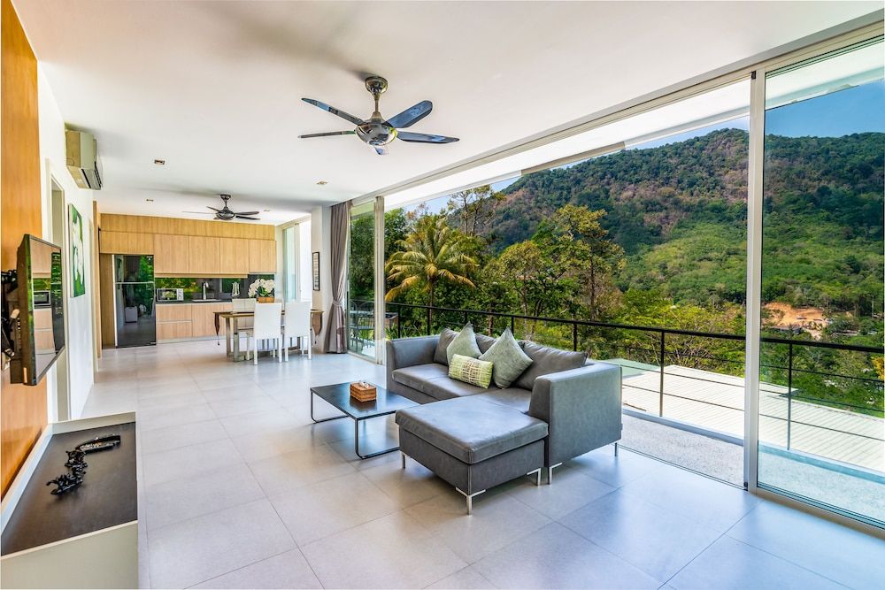 undefined Luxury 2Bedroom Tropical Apartment 10