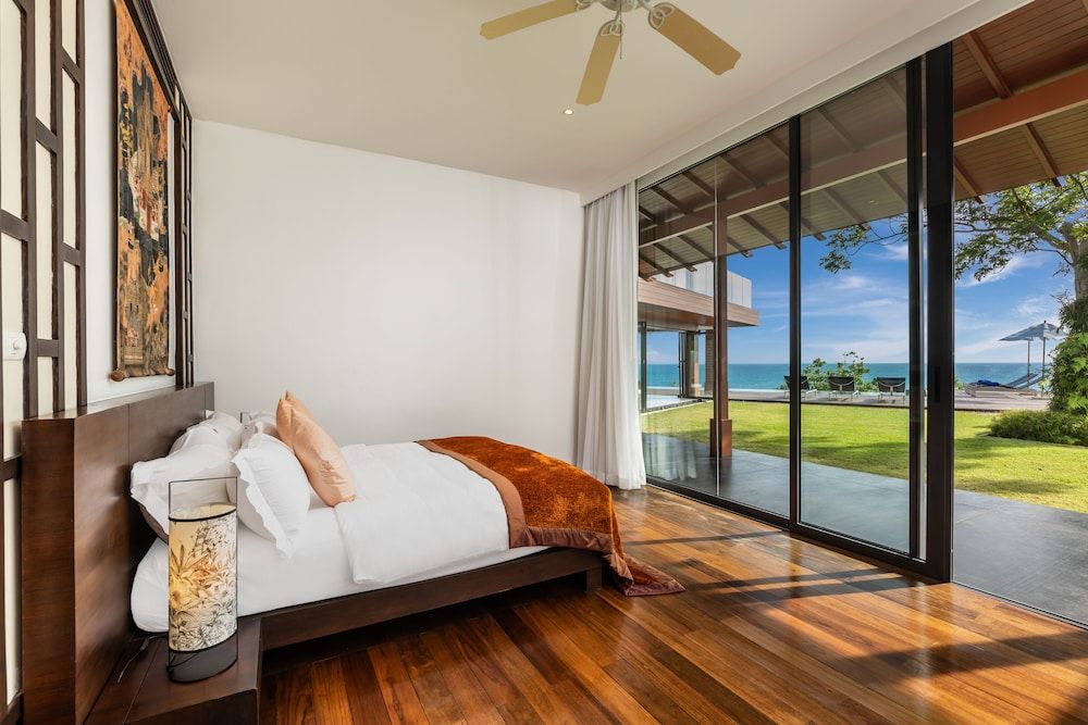 Baan Santisuk 5 Bedroom Villa 8