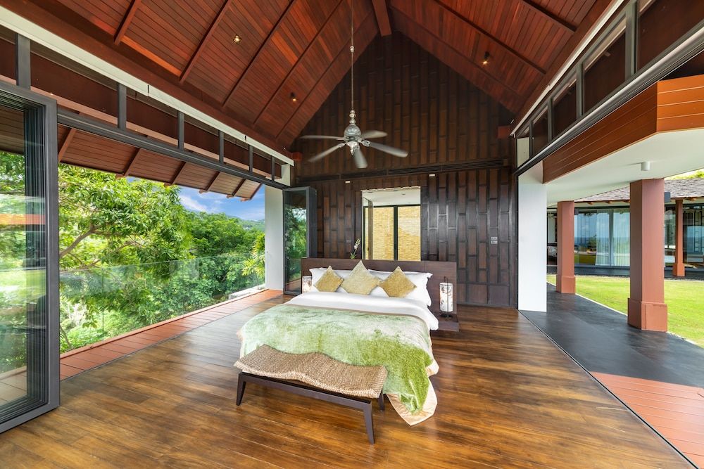 Baan Santisuk 5 Bedroom Villa