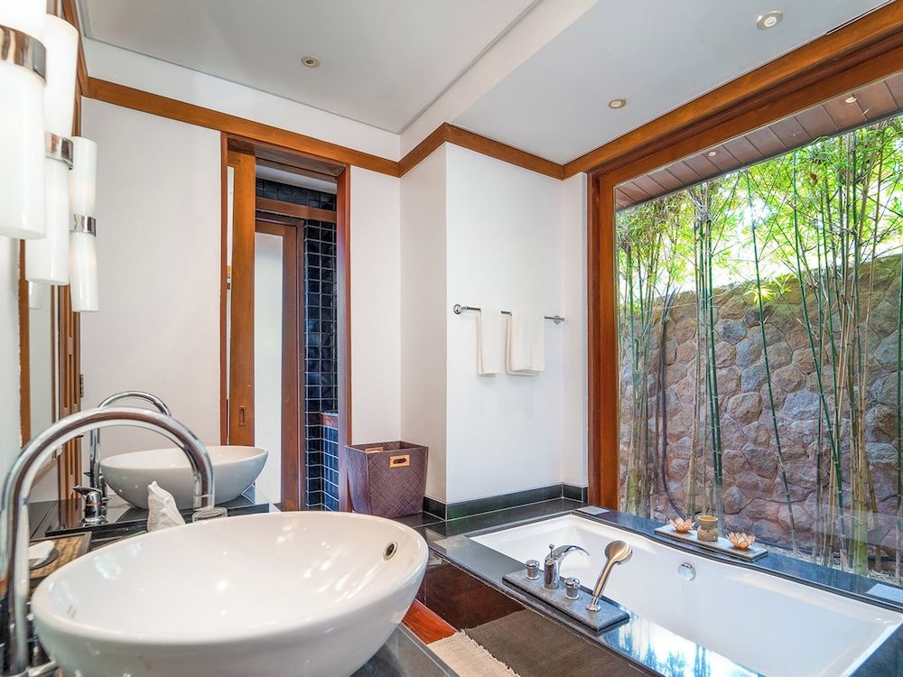 Villa Chada Villa, 6 Bedrooms 12