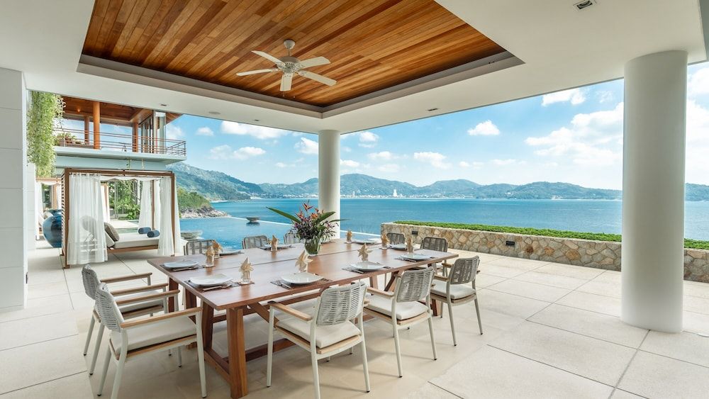 undefined Villa Chelay - Luxury Waterfront Villa 9