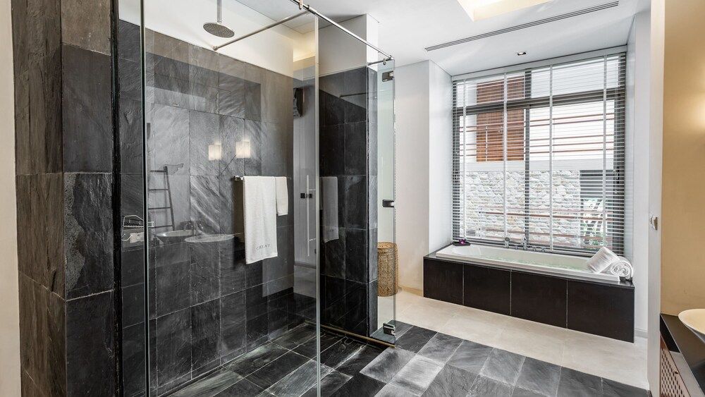 Villa Chelay - Luxury Waterfront Villa Luxury Villa, 4 Bedrooms, Ocean View, Oceanfront 20