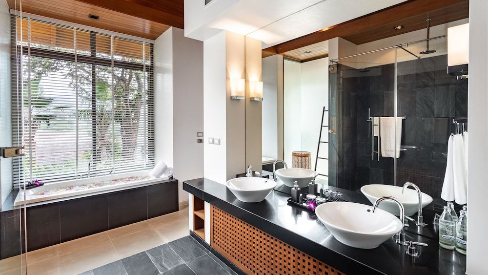 Villa Chelay - Luxury Waterfront Villa Luxury Villa, 4 Bedrooms, Ocean View, Oceanfront 19