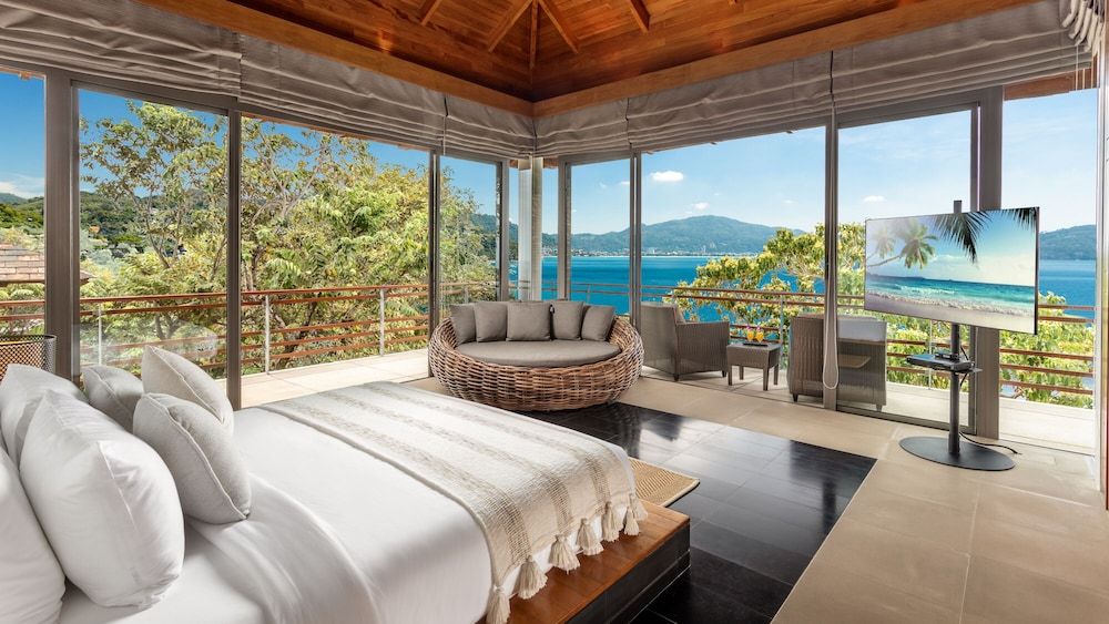 Villa Chelay - Luxury Waterfront Villa Luxury Villa, 4 Bedrooms, Ocean View, Oceanfront 10