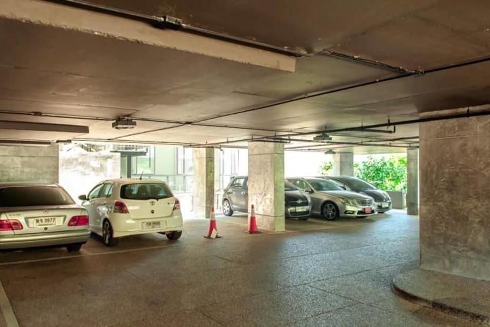 undefined Deluxe apartment at Icon Park Condo 4