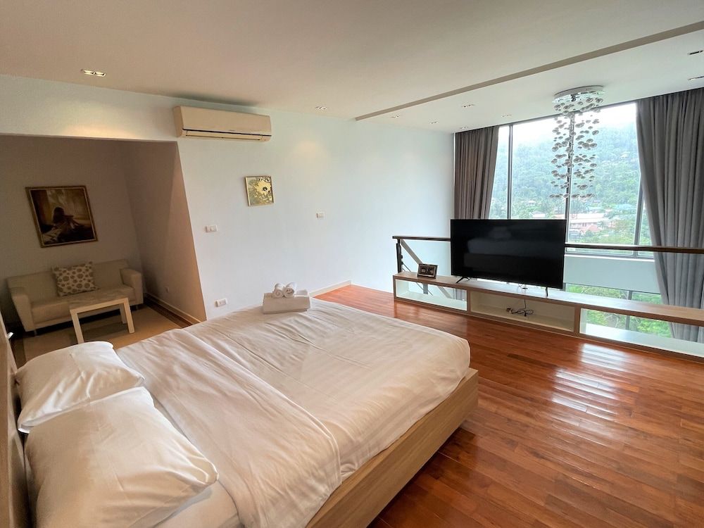 undefined Deluxe apartment at Icon Park Condo 9