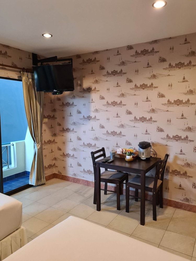 undefined Kamala Cool 2 6