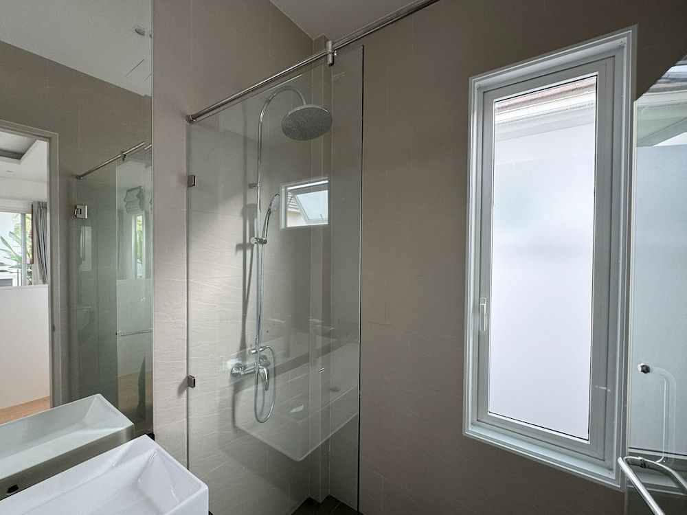 Kamala Garden View villa by Lofty Deluxe Villa, 4 Bedrooms, Private Pool 11