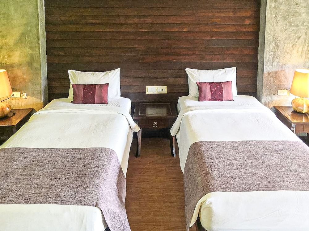 Seashell Resort Koh Tao Deluxe Room with Garden View