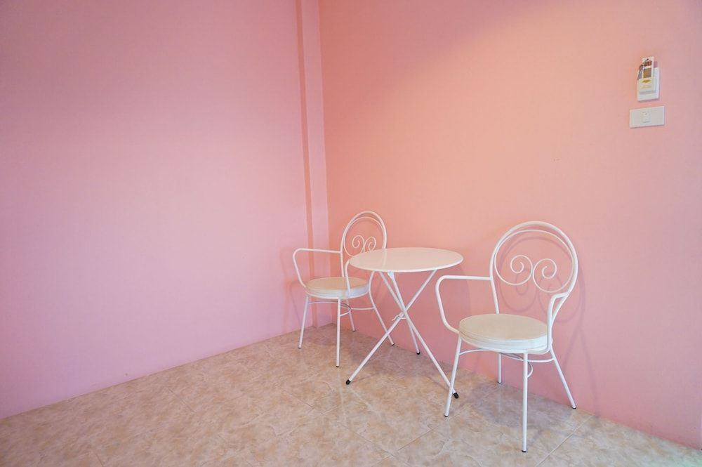 undefined Pranee Mansion Airport 10