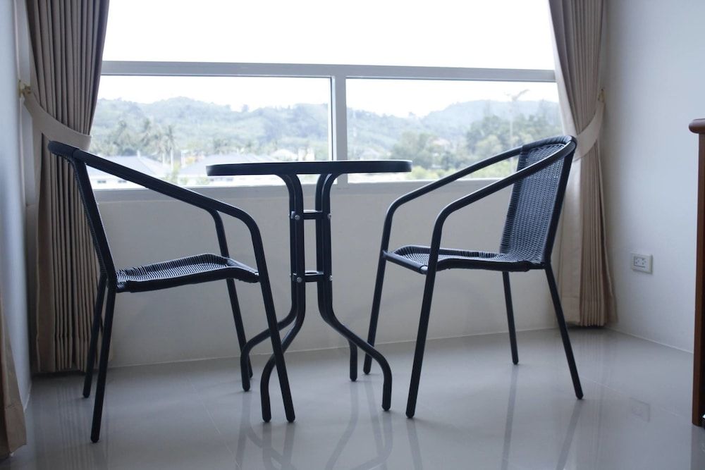 Naiyang Tour Room For Rent Standard Room, 1 Queen Bed, Non Smoking 11