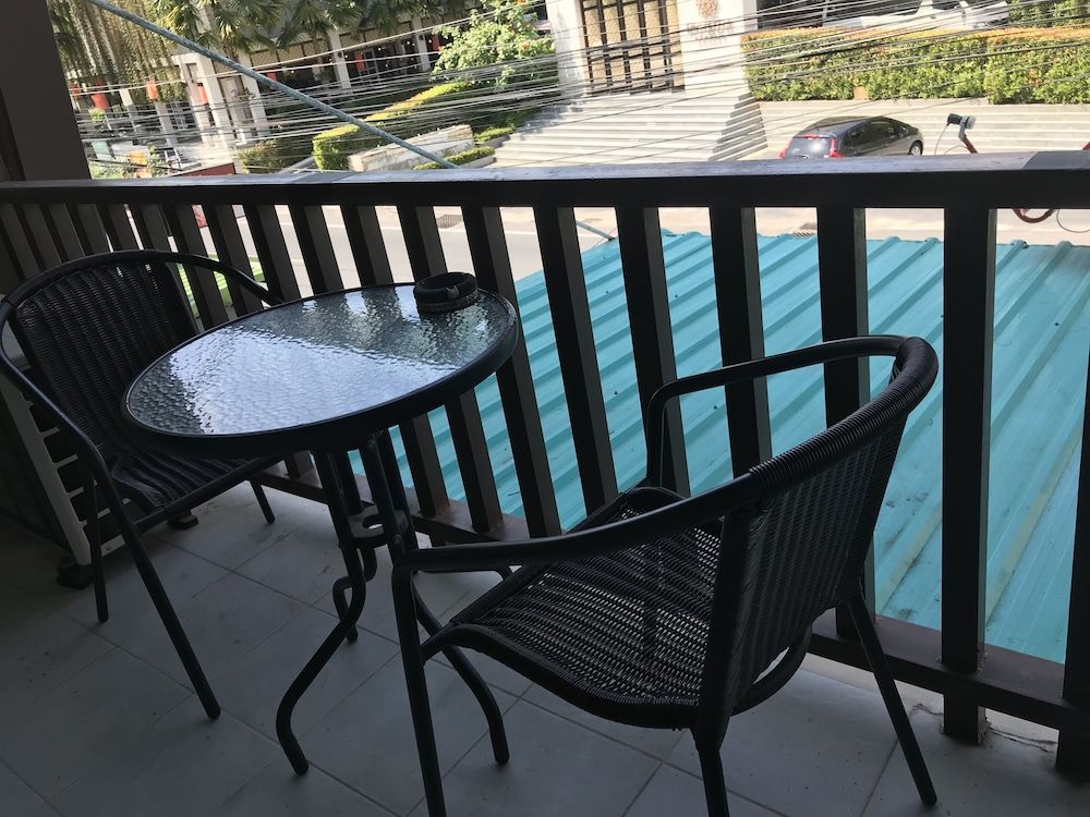 Naiyang Tour Room For Rent Standard Room, 1 Queen Bed, Non Smoking 17