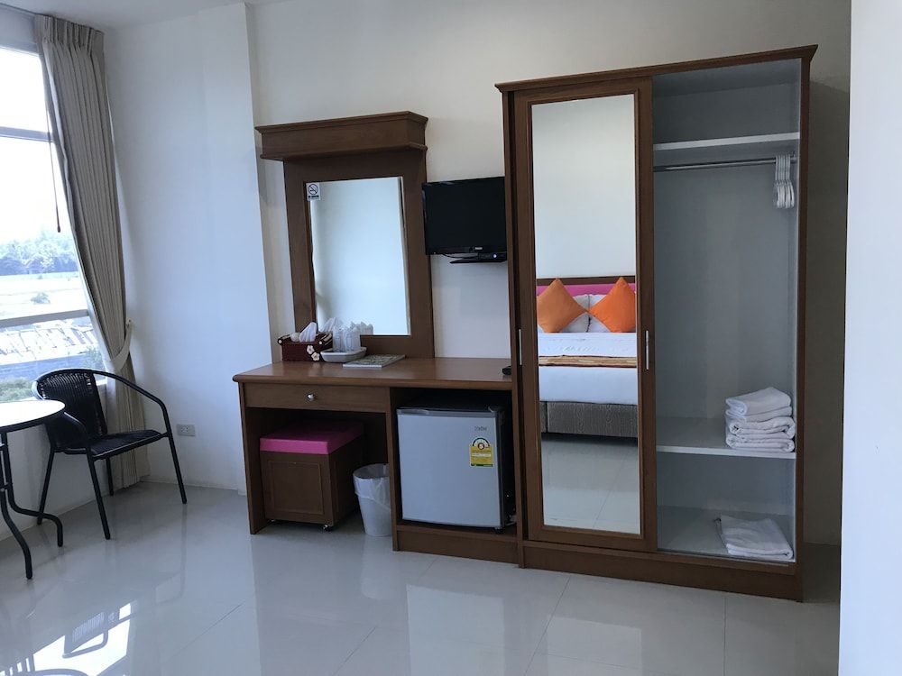 Naiyang Tour Room For Rent Standard Room, 1 Queen Bed, Non Smoking 9