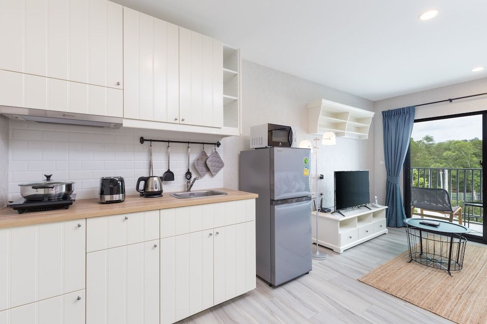 Title Residencies by Phuket Apartments Superior Apartment, 1 Queen Bed with Sofa bed, Non Smoking 4