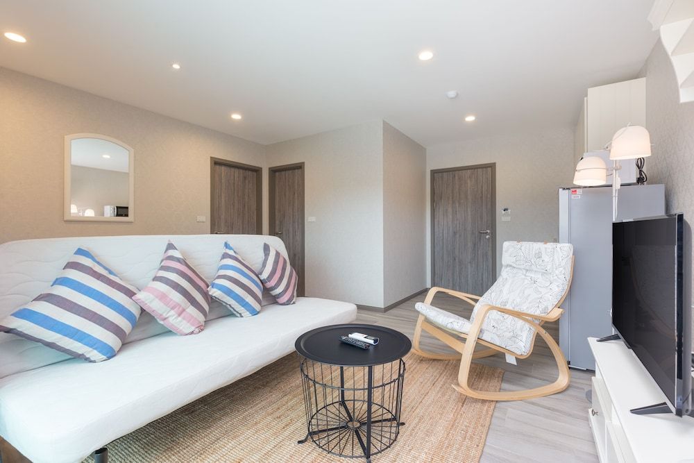 Title Residencies by Phuket Apartments Superior Apartment, 1 Queen Bed with Sofa bed, Non Smoking 7