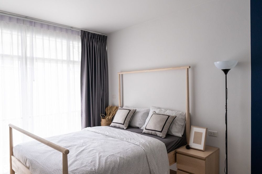 undefined Uncle Tops House 10