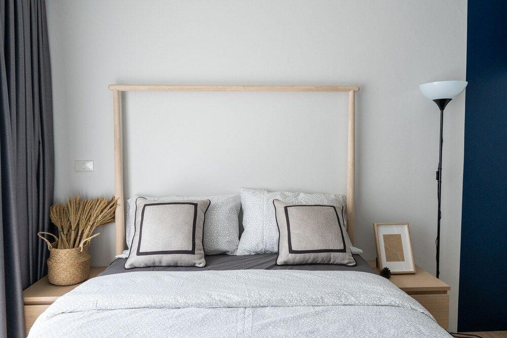 undefined Uncle Tops House 9