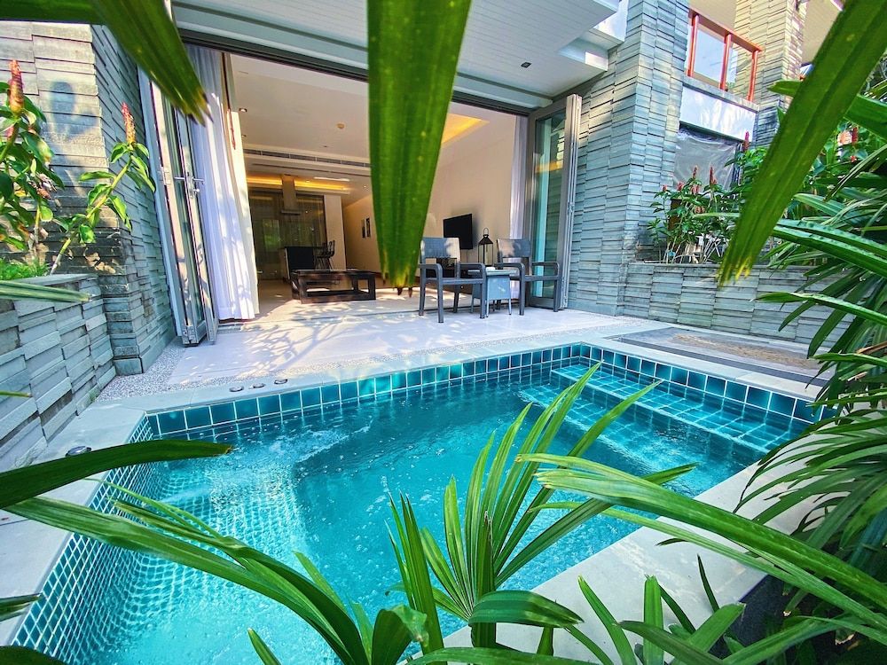 undefined "beachfront 2br Home With Private Jacuzzi Pool on Stunning Naithon Beach 3" 4