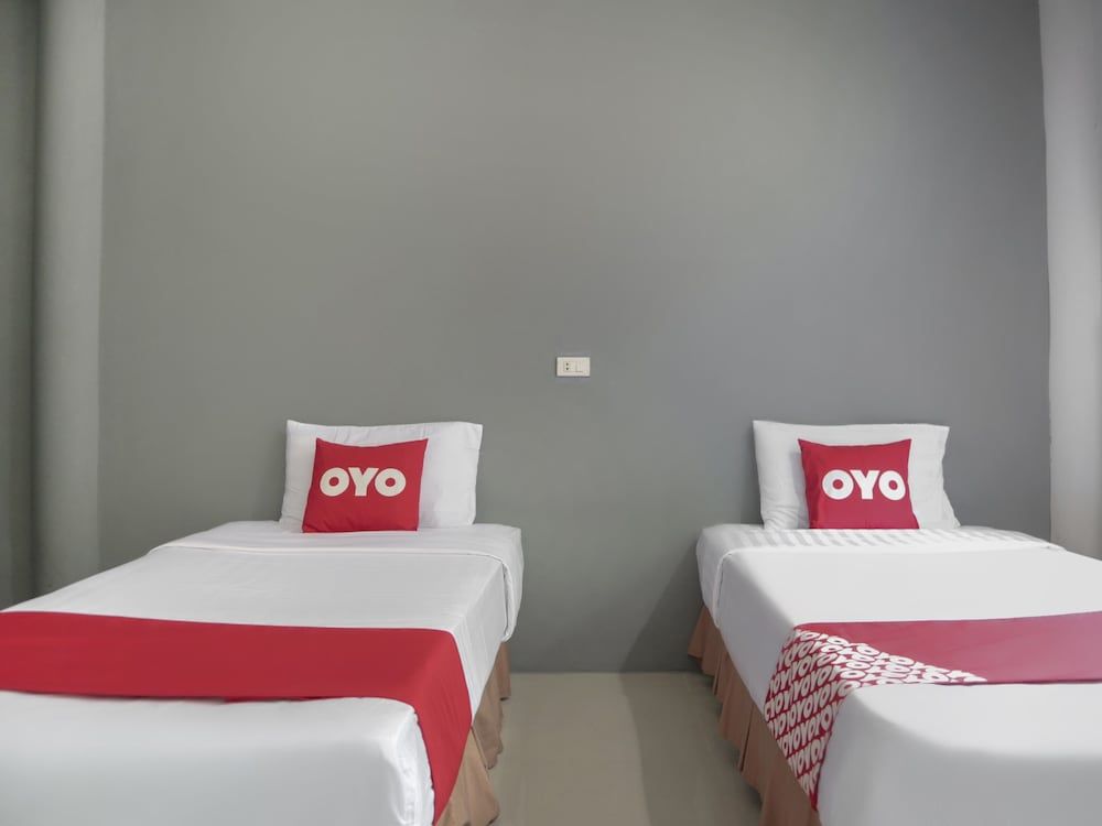 undefined OYO 1075 The View at Naiyang 6