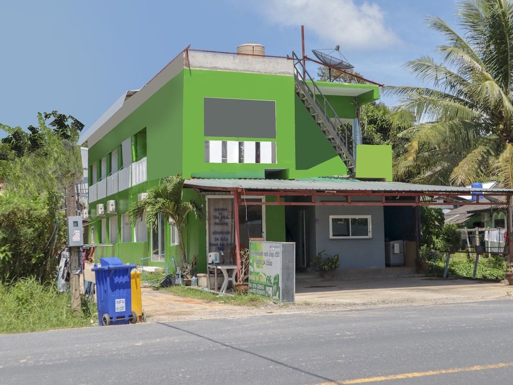 undefined OYO 1075 The View at Naiyang 2