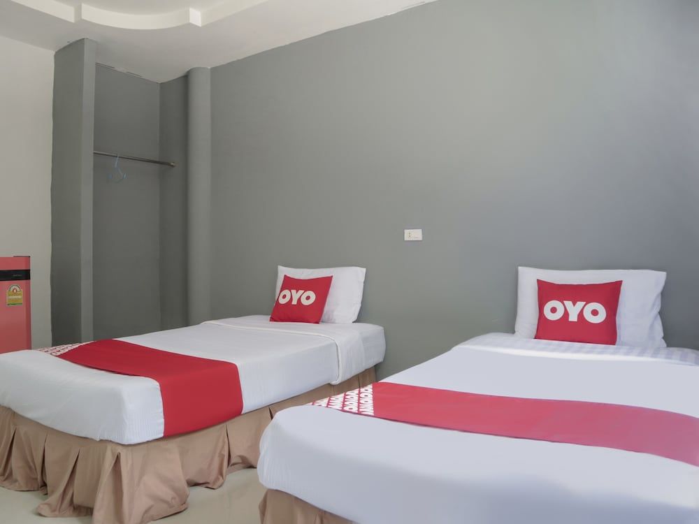 undefined OYO 1075 The View at Naiyang 8