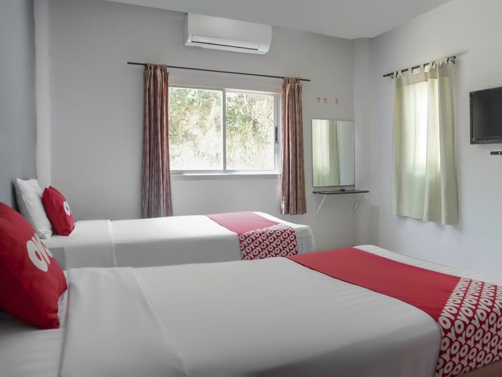 undefined OYO 1075 The View at Naiyang 7