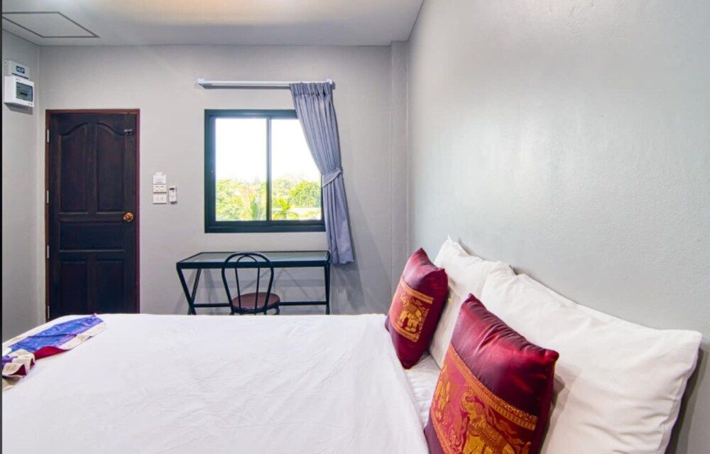 undefined Tyler Naiyang 8