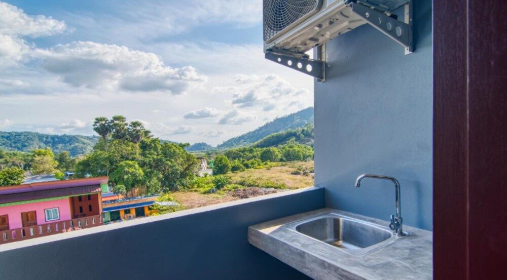 undefined Tyler Naiyang 10