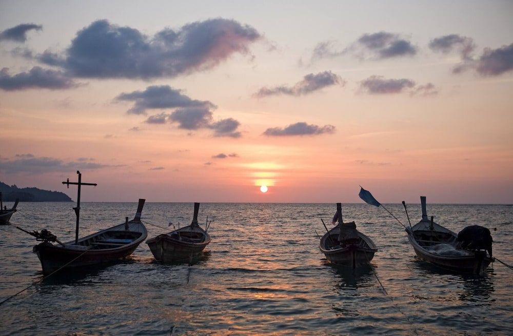 Stylish 3br Pool Villa Walk to Beautiful Naiyang Beach House, 3 Bedrooms, Smoking, Private Pool 17