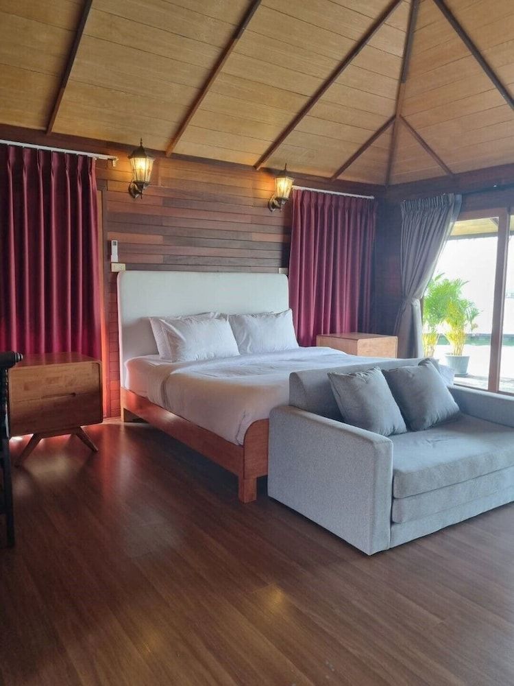 Ruknam Resort Maldives Deluxe See View 5