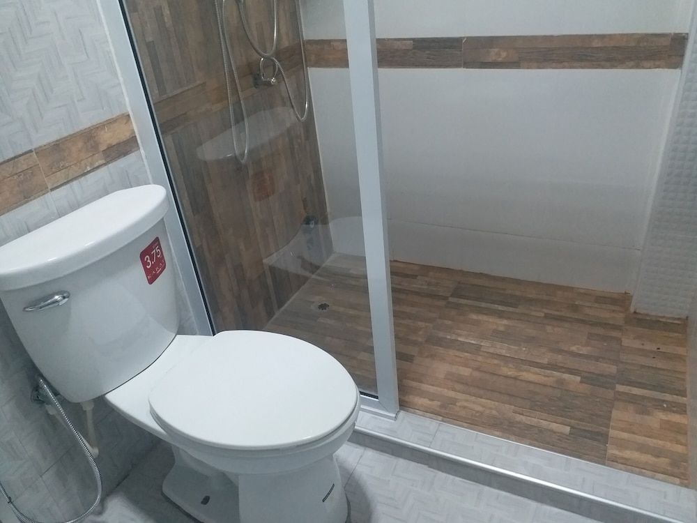 Pingpong Place Standard Twin Room 8