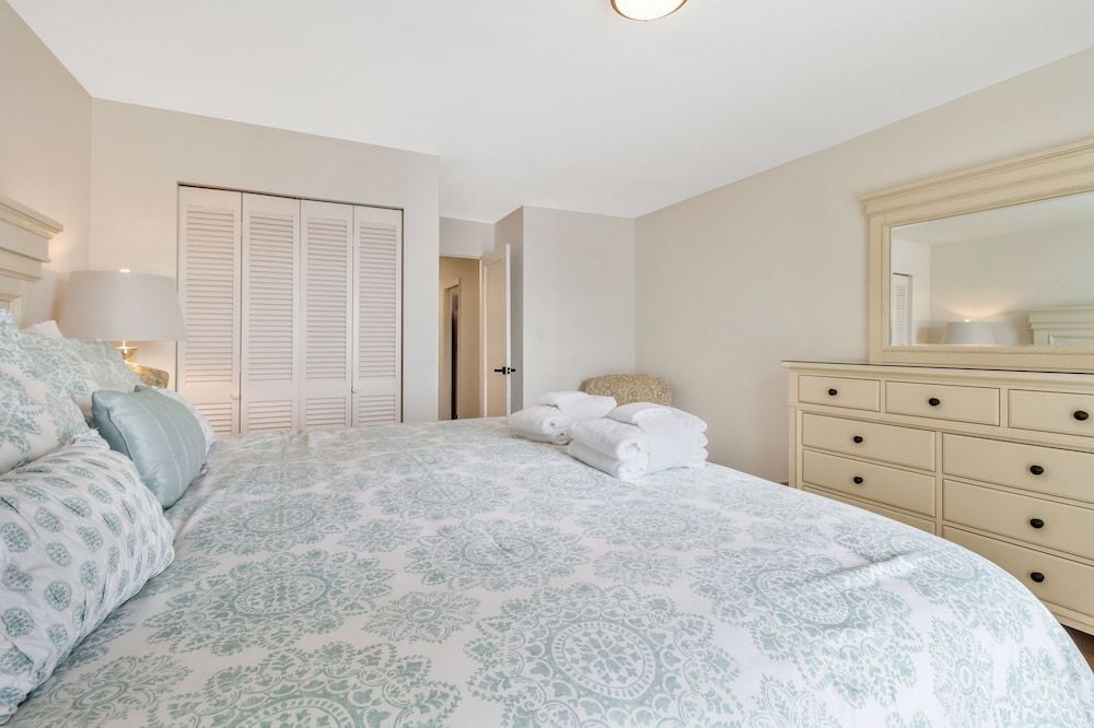 Villa, 1 King Bed, Kitchen (854 Ketch Court)