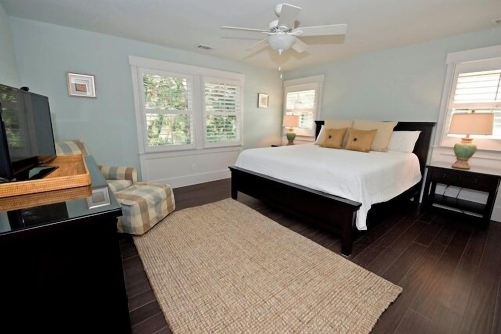 House, Multiple Beds, Kitchen, Garden View (227 South Sea Pines Dr.)