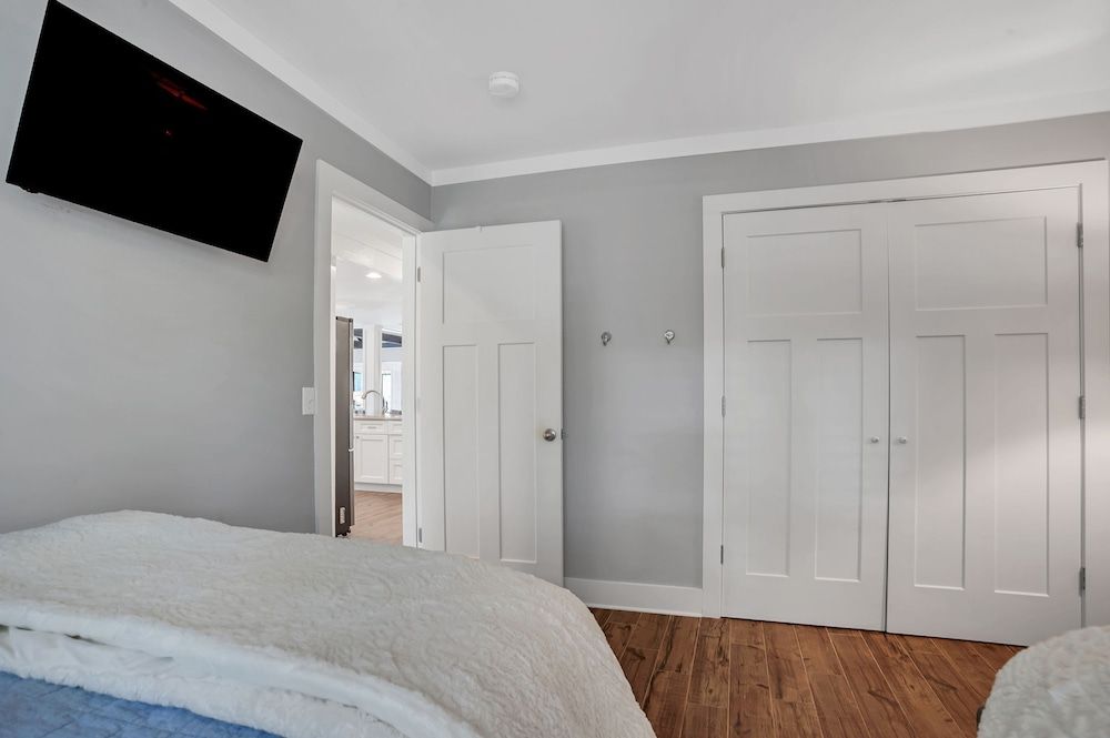 House, Multiple Beds, Kitchen, Pool View (43 Stoney Creek)