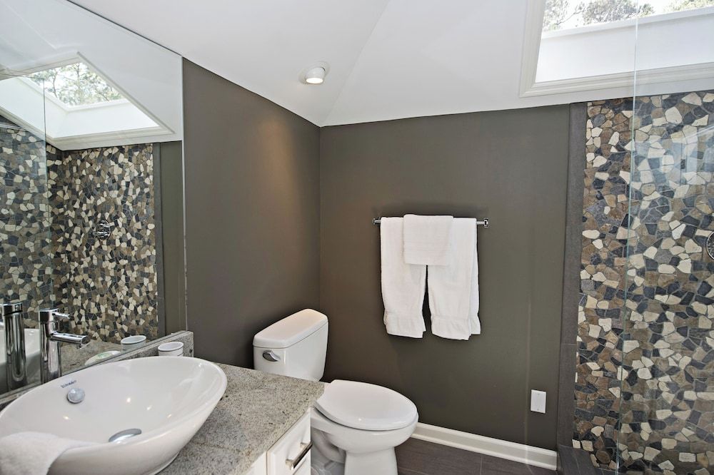 House, Multiple Beds, Kitchen, Pool View (23 St. Andrews Place)