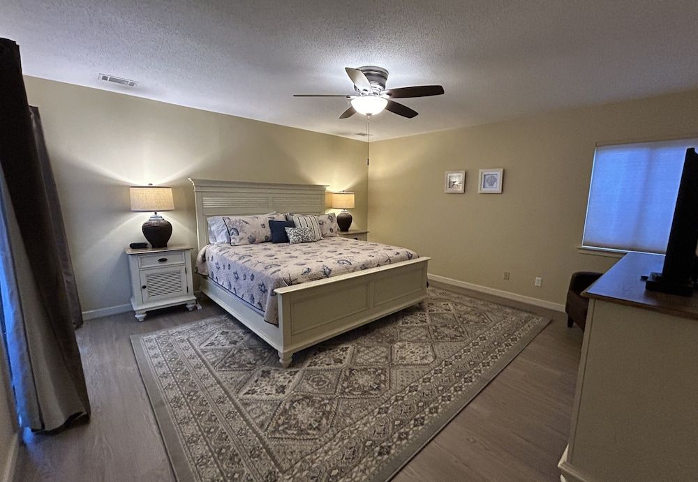 House, Multiple Beds, Kitchen, Pool View (20 Ruddy Turnstone)