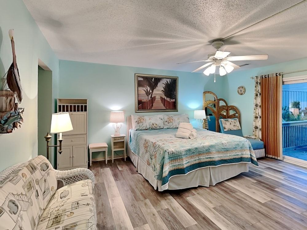 Condo, Multiple Beds, Kitchen, Garden View (unit 615 - Pet Friendly)
