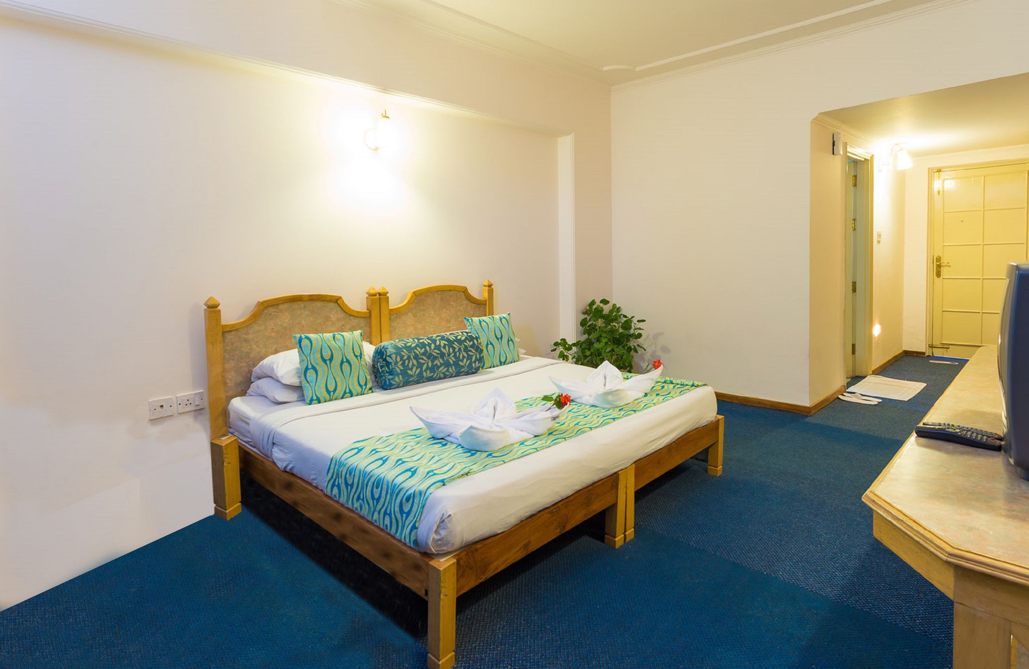 Toshali Royal View Shimla Royal Executive Deluxe Valley View Without Balcony