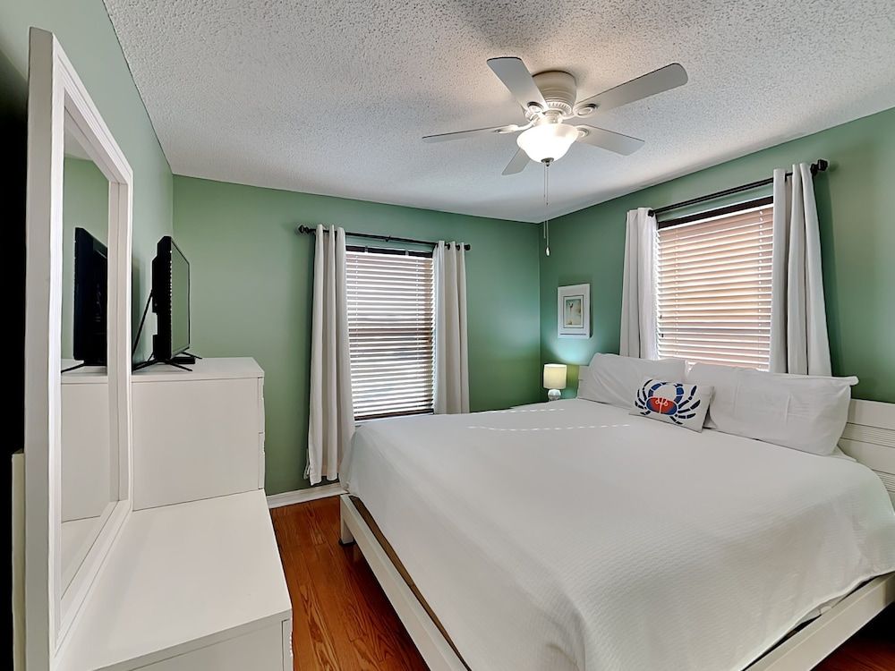 Condo, Multiple Beds, Balcony (#4401 - No Pets)