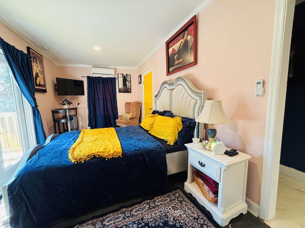 Romantic House, Multiple Beds, Kitchen, Ground Floor