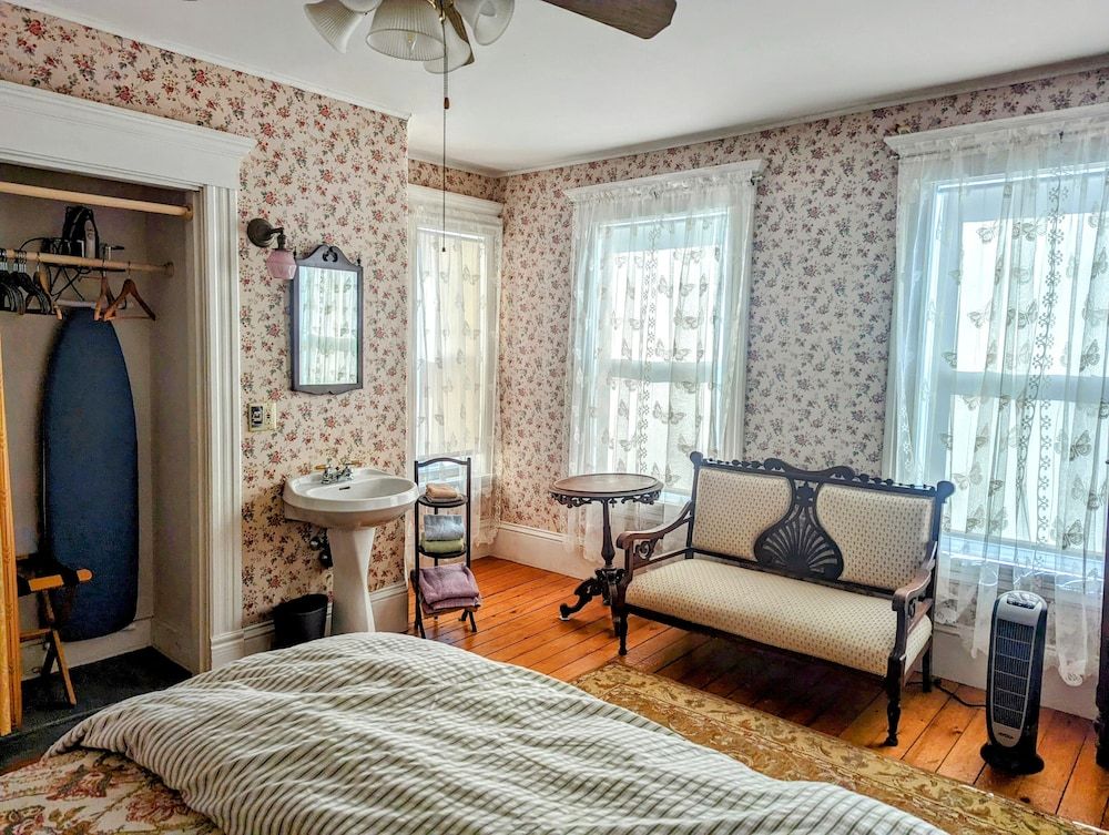 Rose Room