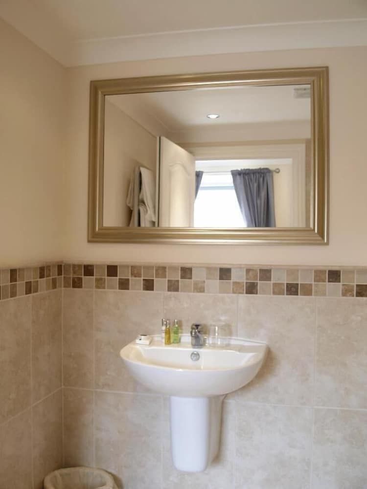 The Nag's Head Inn Double En-suite Room 4
