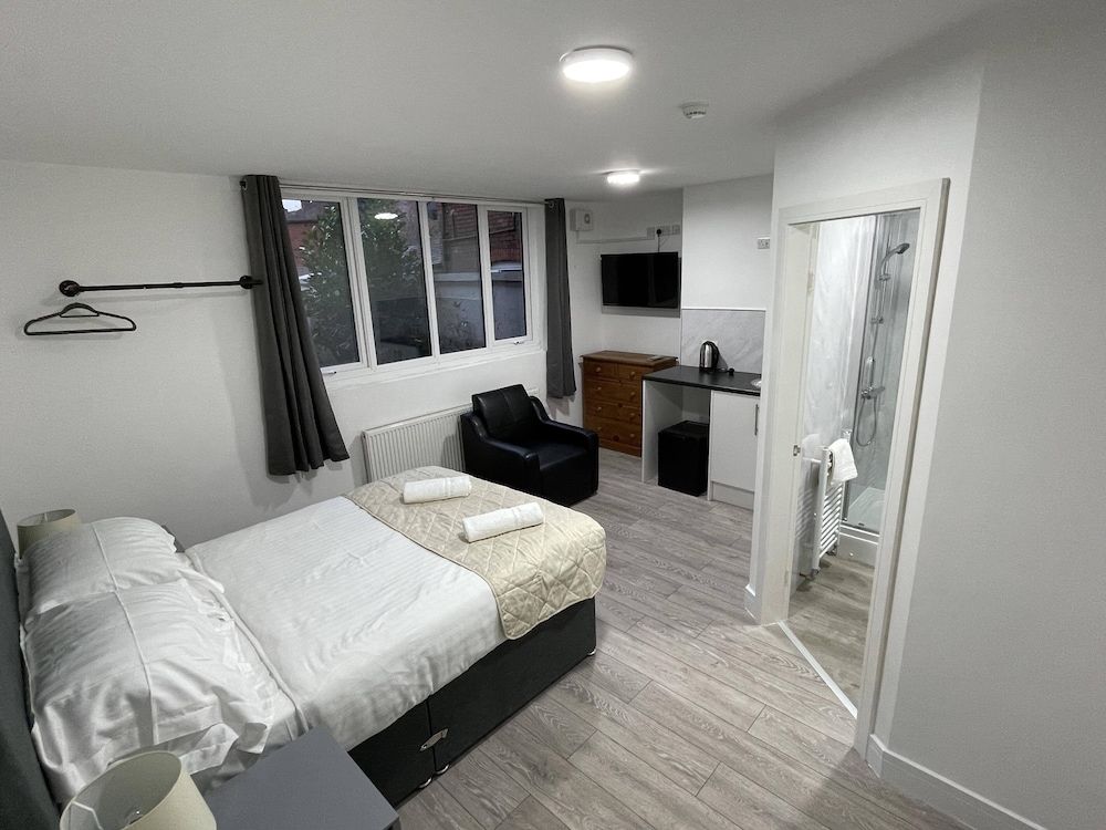 Double Ensuite Room