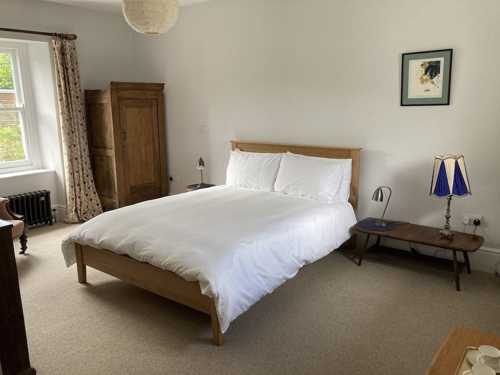 Deluxe Double Room, Ensuite, Garden View