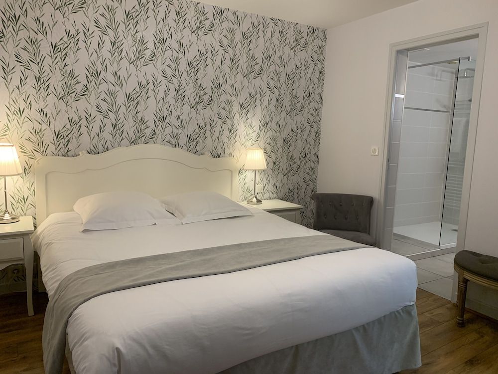 Auberge du Porche Comfort Double or Twin Room, 3 Bedrooms 2
