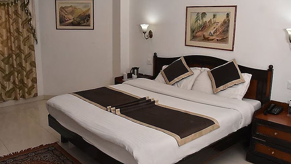 Hotel Asia The Dawn Shimla Deluxe Room 15