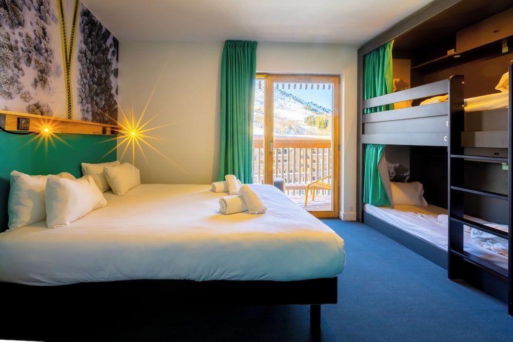 room for 4 persons with private bathroom