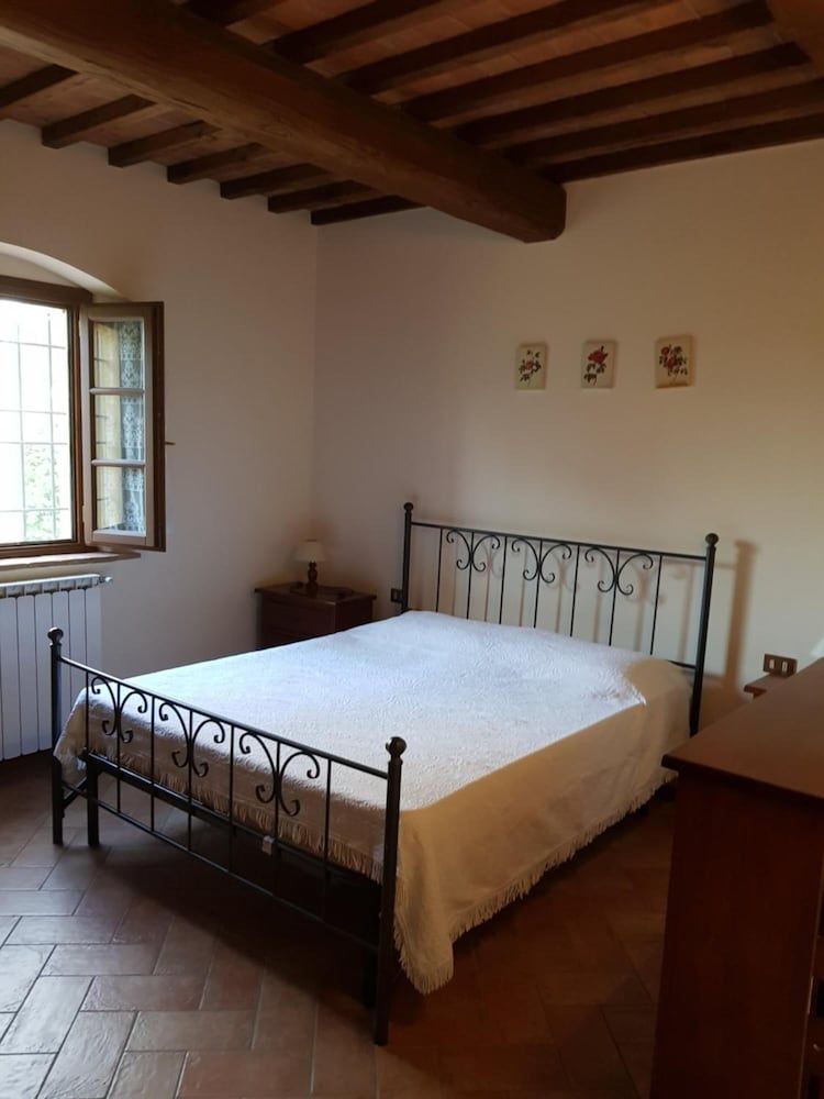 Comfort Apartment, Hill View