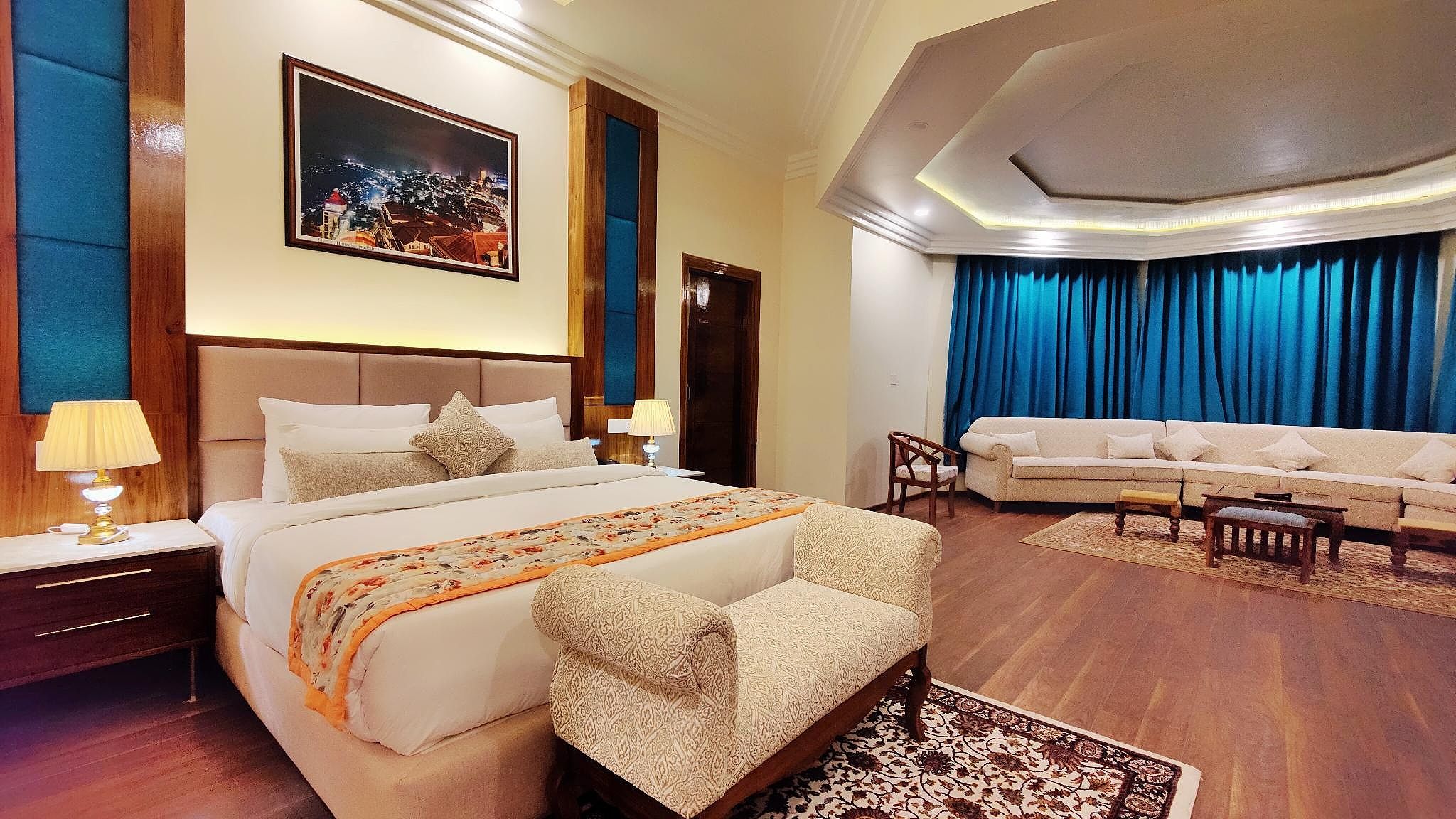 Jacuzzi Suite
