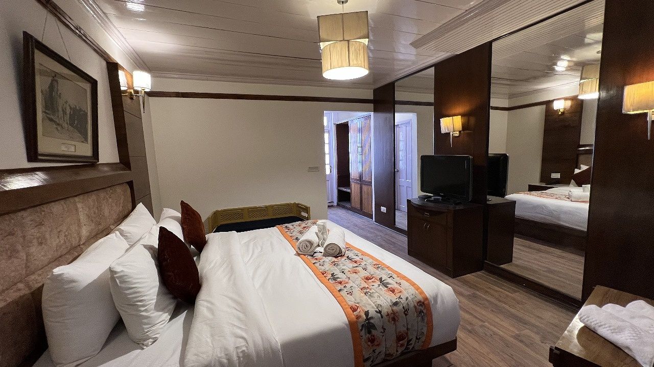 Woodville Palace Shimla ( A Heritage property since 1938 ) Deluxe Room Non AC Non Heating  5